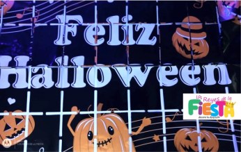 ReyesFiesta_CortinaEspejoHalloween(1mAnchoX2mAlto)